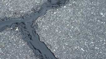 Hot Rubber Crack Sealant